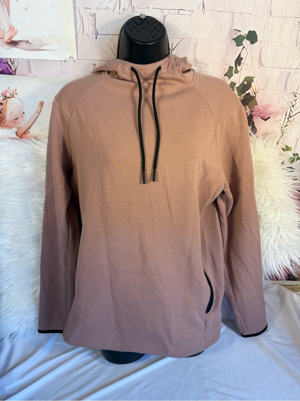 Old Navy Men's Hooded Pullover Sweatshirt in Dusty Mauve